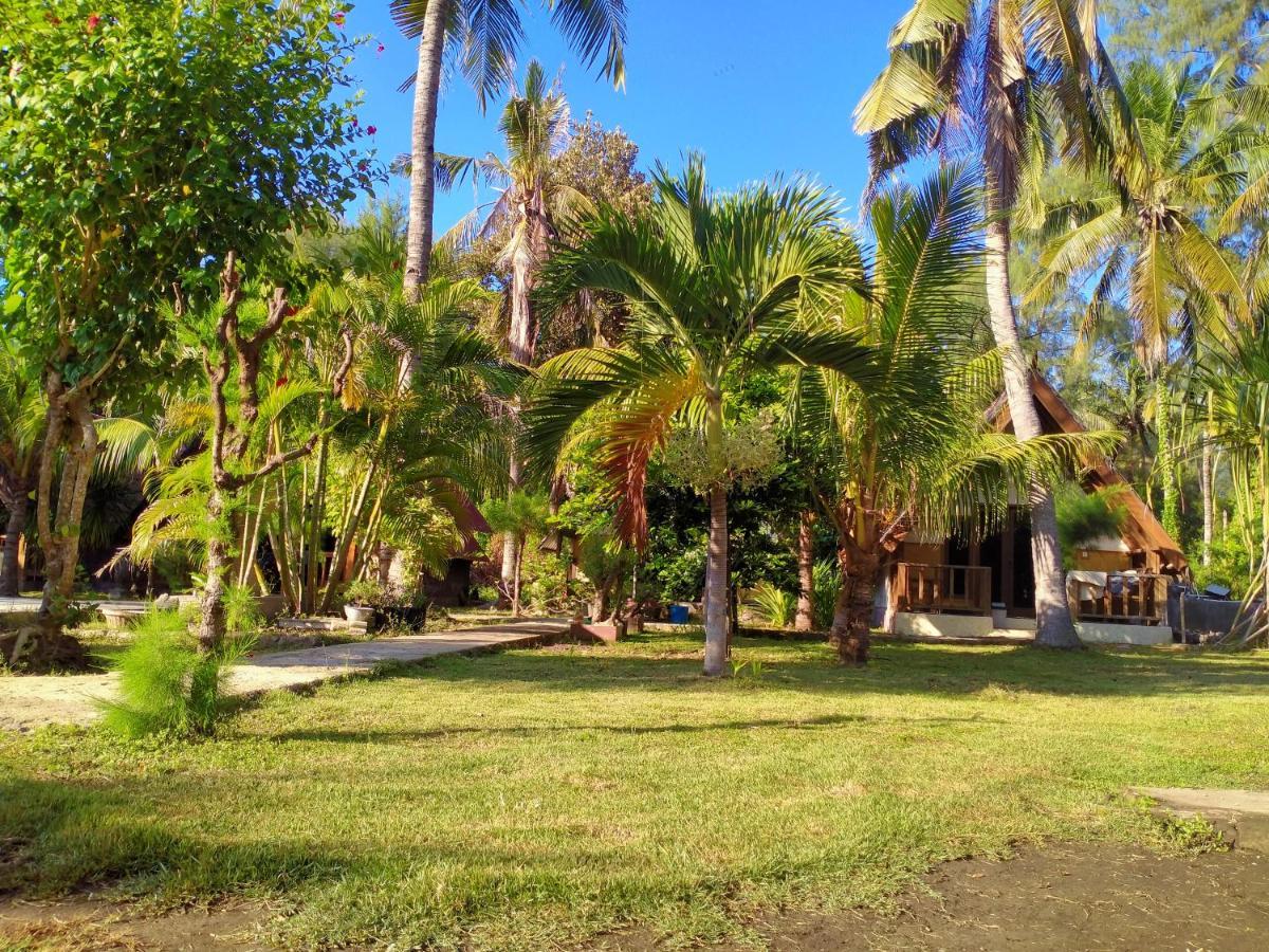 Tunai Cottages Gili Meno Exterior foto