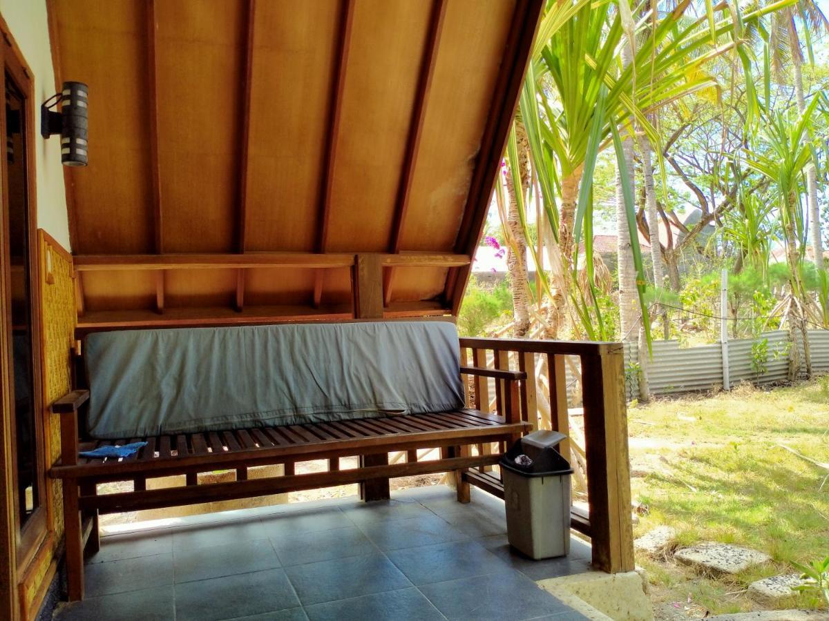 Tunai Cottages Gili Meno Exterior foto