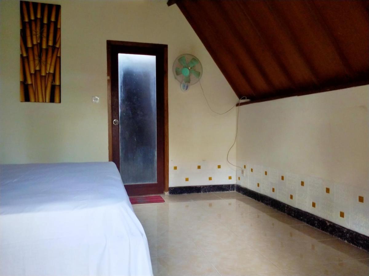 Tunai Cottages Gili Meno Exterior foto